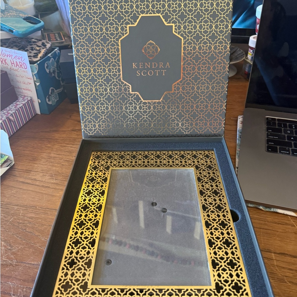 Kendra Scott 5x7 Gold Filigree Photo Frame
